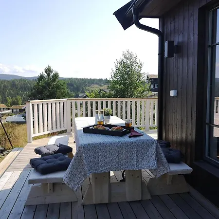 Solvangtoppen - 30 Min Fra Osl - Jacuzzi - 3 Soverom - 6 Senger Eina